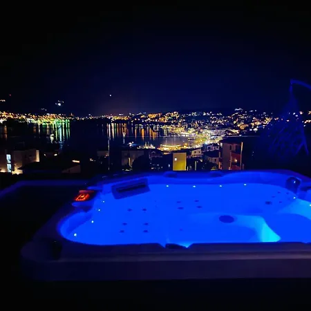 Penthouse Maus